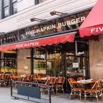 Una foto del restaurante 5 Napkin Burger - Hell's Kitchen
