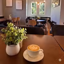 Una foto del restaurante Gardeners Lodge Cafe - Roseville