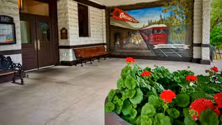 The Old Spaghetti Factory - Corvallisの写真