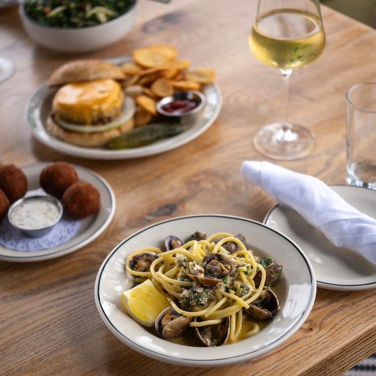 Sag Harbor Tavern