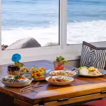 A photo of Duke's Malibu restaurant