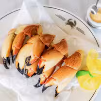 A photo of Truluck's - Ocean's Finest Seafood & Crab - Rosemont restaurant