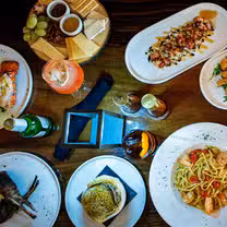 A photo of Honey Barrel restaurant