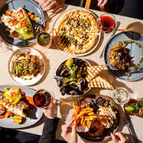 A photo of Laguna 10100 restaurant