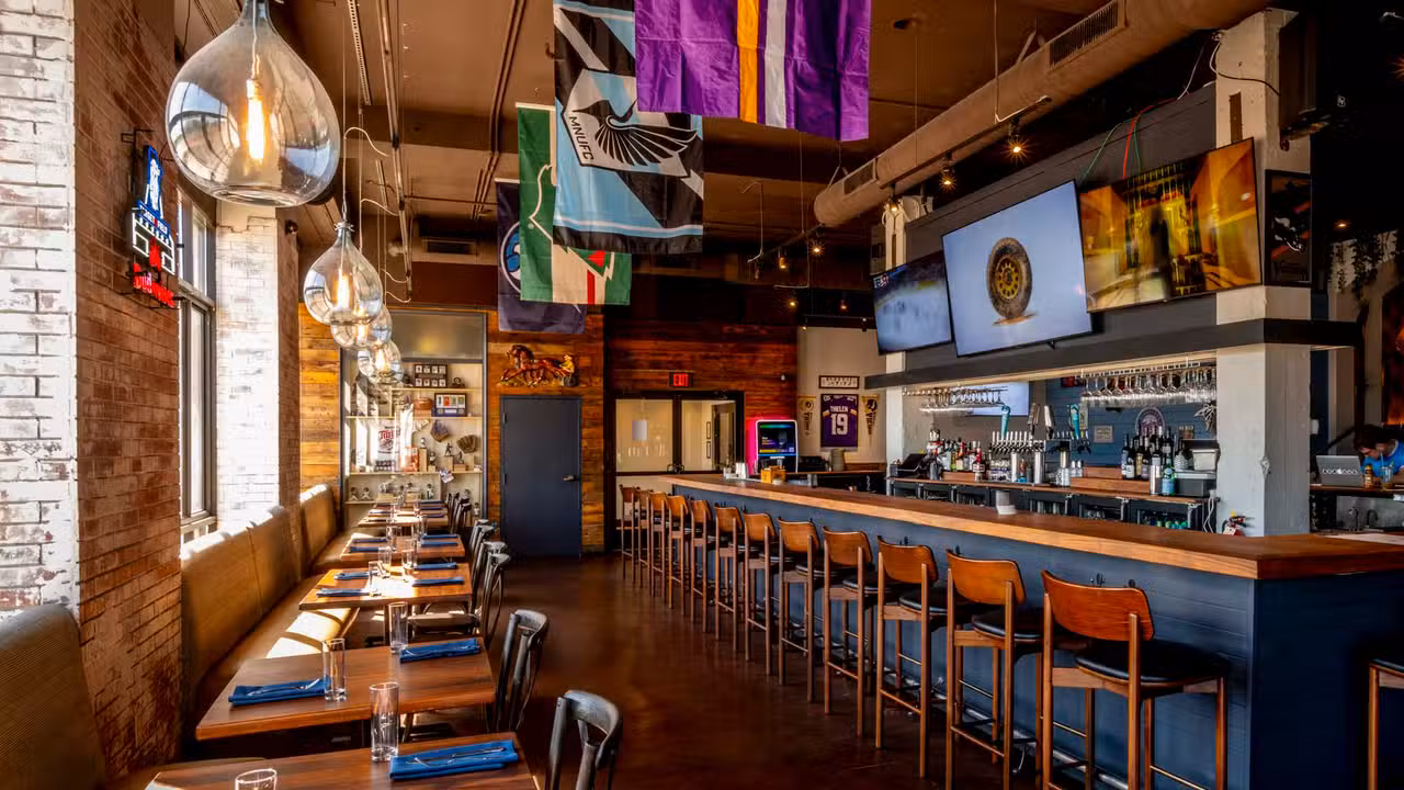 Interior - Asher's Bar & Grill, Minneapolis, MN