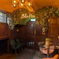 A photo of Italia Mia restaurant