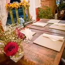 A photo of 12 Farms Restaurant restaurant