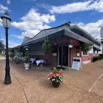 Foto von Gian Tony's on The Hill Restaurant