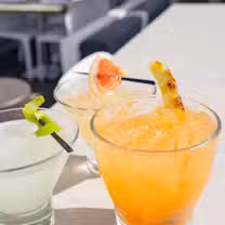 Foto von Barca Wine Bar & Pier Restaurant
