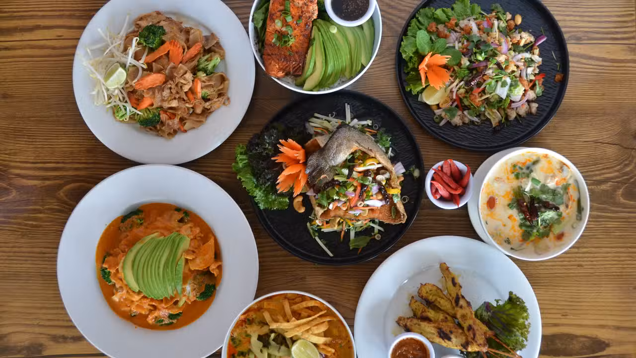 Yummy Thai Foods - MeeBoon Thai Cafe, Beaverton, OR