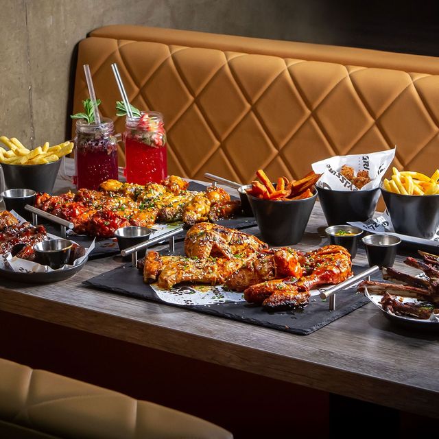 Grizzlys Commercial Road, Whitechapel Restaurant - London, Greater ...