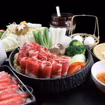 Una foto del restaurante 牛比蔥壽喜燒吃到飽專門店 鹿港加盟店