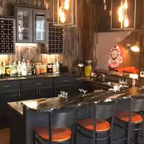 A photo of Crooner’s Lounge restaurant