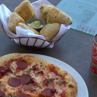 VETRO pasta & pizza
