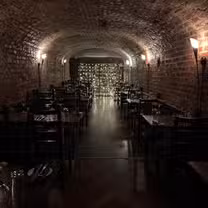 A photo of La Caverna Italian Restaurant and Wine Bar restaurant