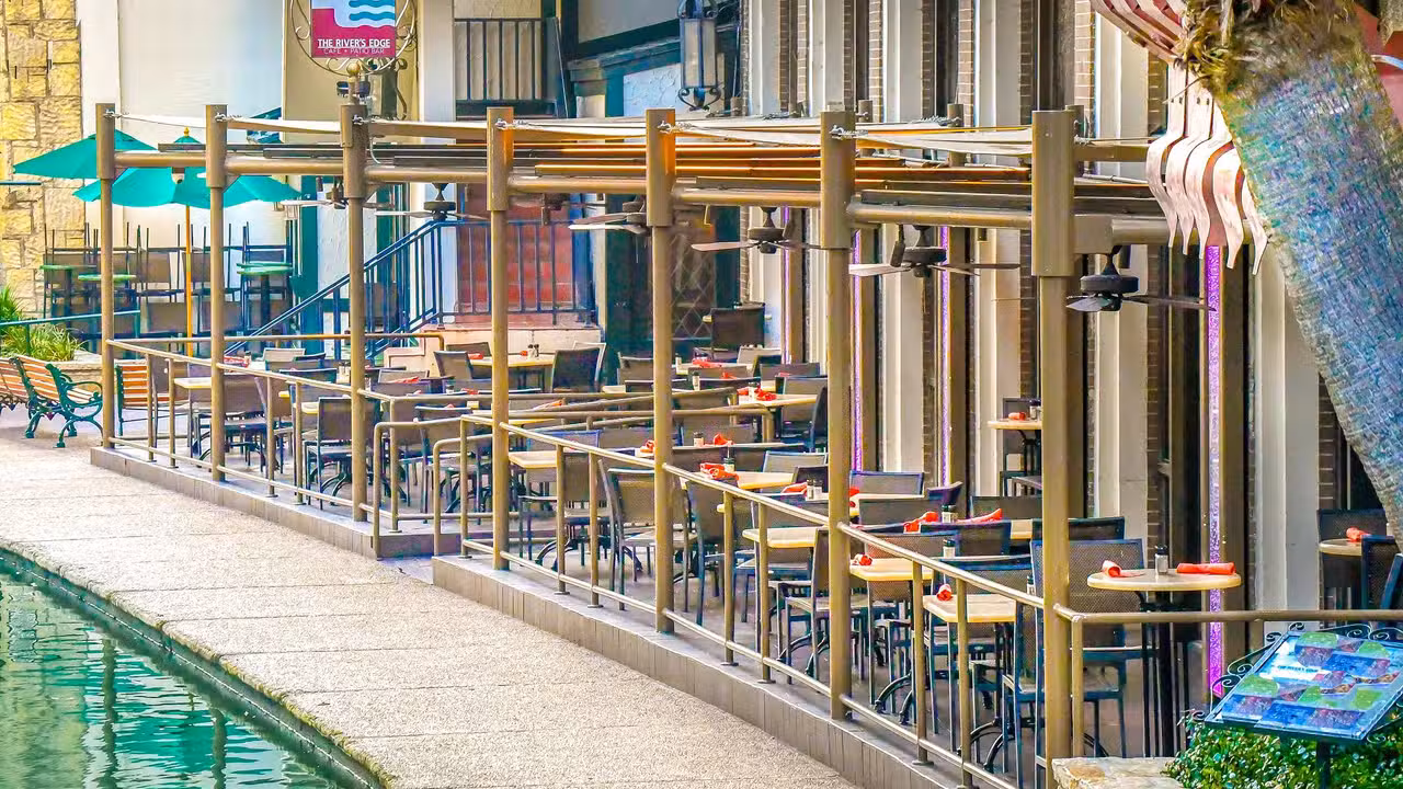 The River’s Edge Café & Patio, San Antonio, TX
