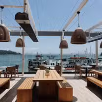 Une photo du restaurant Malibu Farm - Tiburon