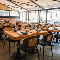 Foto von Neighbors & Friends Kitchen Restaurant