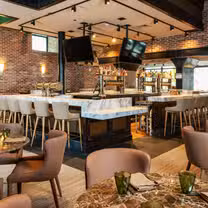 Hearth & Vine餐廳的相片