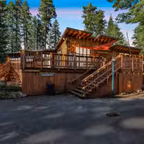 A photo of Aroma Tavern at Silver Lake restaurant