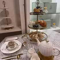Foto von Frosted Couture Cakery Restaurant