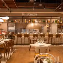 A photo of Eataly Eaton Centre - La Pizza & La Pasta restaurant