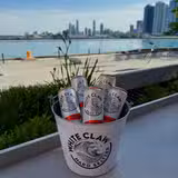 World Cup Wings & White Claws! Foto