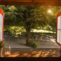 A photo of Waldrain restaurant