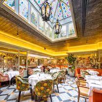 A photo of The Ivy St John's Wood restaurant