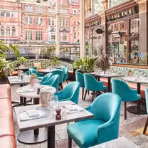 Una foto del restaurante The Ivy Victoria Quarter