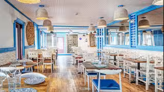 Foto von Restaurant Petros Beloeil - Apportez votre vin Restaurant