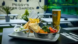 Een foto van restaurant Peggys Bar and Restaurant