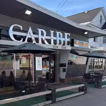 Una foto del restaurante Caribe Spanish Restaurant & Sports Bar