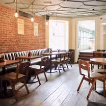 A photo of Honest Burgers Windsor restaurant