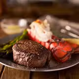 Surf & Turf Thursdays foto