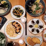 Sons Of The Sea - Seafood Specials Night 🌊 foto