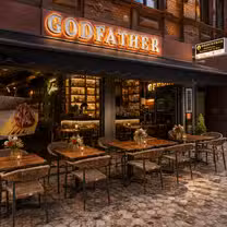 GODFATHER American Restaurant & Barの写真
