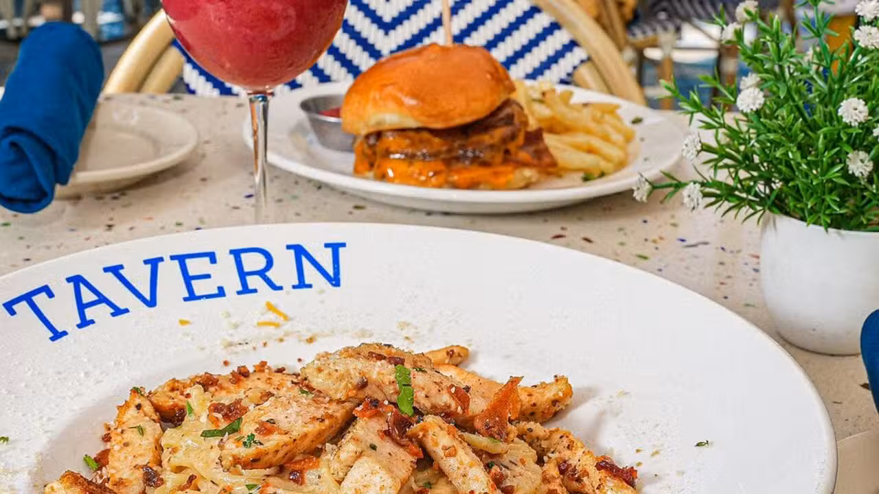 Food - Tavern Oceanside, Miami Beach, FL