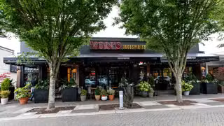 A photo of Von's 1000 Spirits - Kirkland restaurant