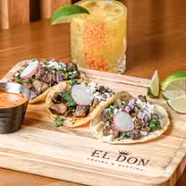 Una foto del restaurante El Don Cocina and Cantina