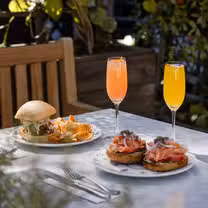 Una foto del restaurante Clayton's bakery & bistro