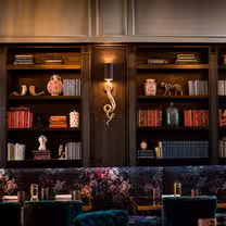 Una foto del restaurante Benny & Mary's