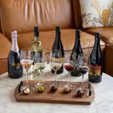 Wine & Artisian Truffle Pairing Flight foto