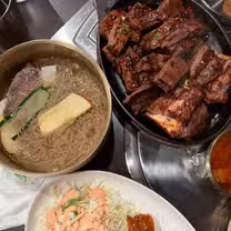 Foto von Moobongri Soup & Yakiniku Restaurant