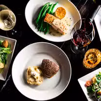 A photo of Del Frisco's Double Eagle Steakhouse - Indianapolis restaurant