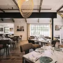 Una foto del restaurante Nourish by The Roundtree