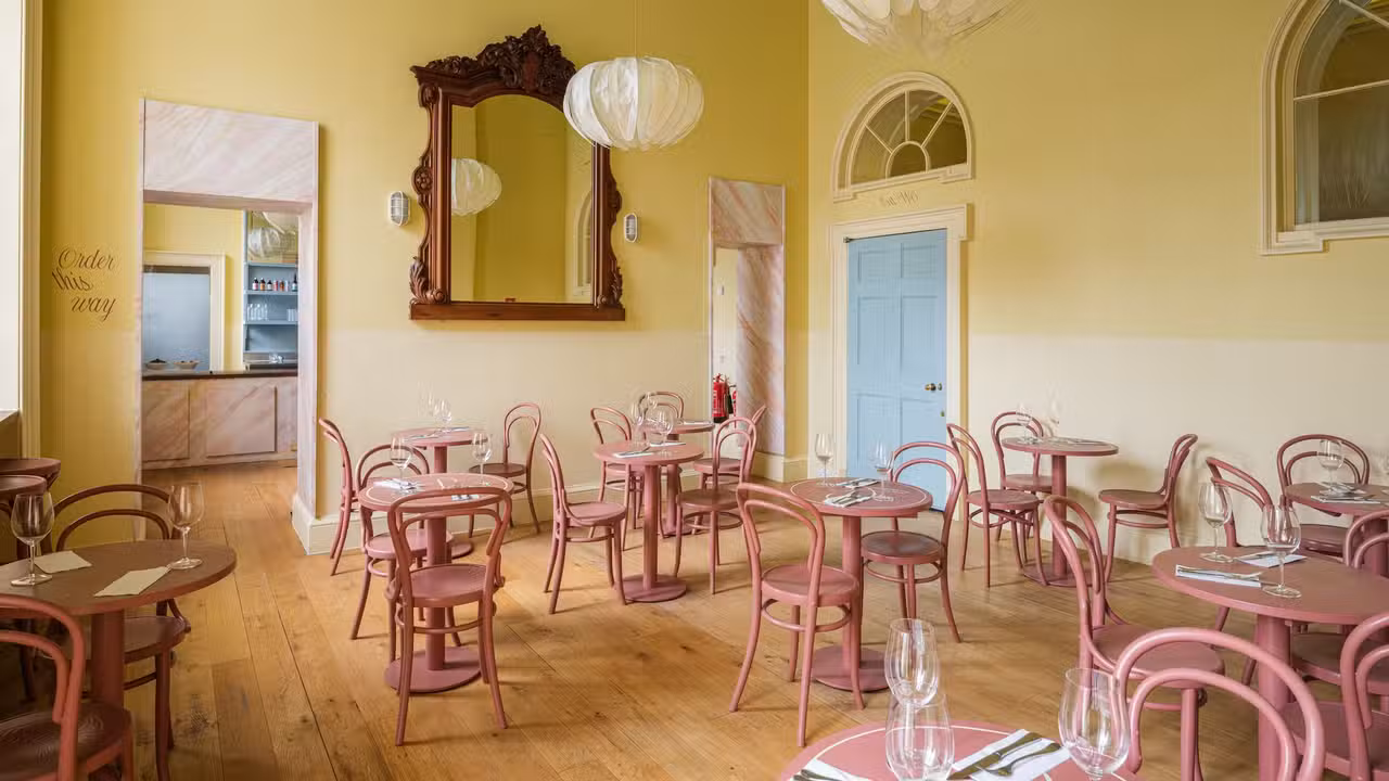 Interior - Cafe Petiole, London, 