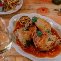 A photo of Cinq à Sept restaurant