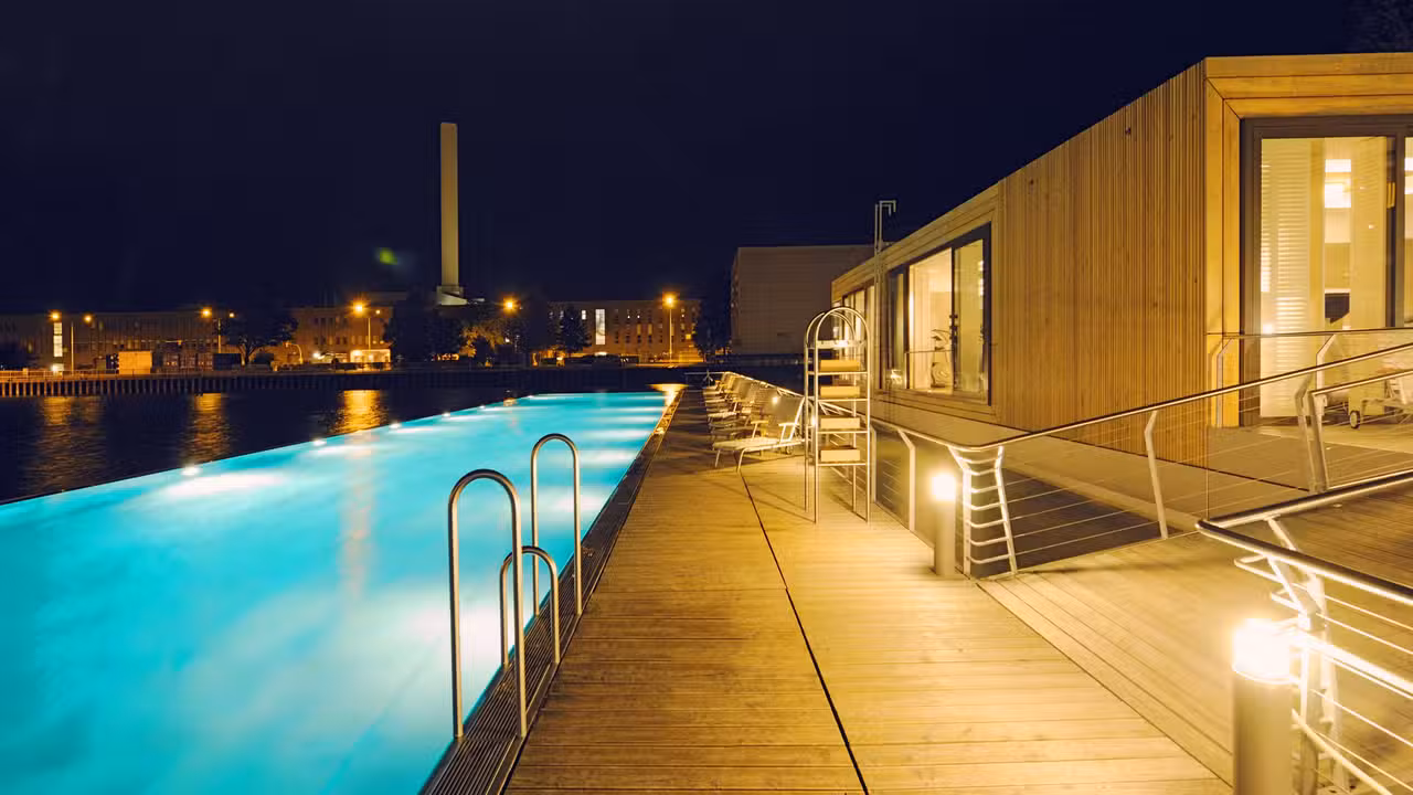 Exterior - Spa Lounge, Wolfsburg, NI