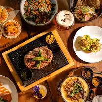 Foto von dLeña Restaurant